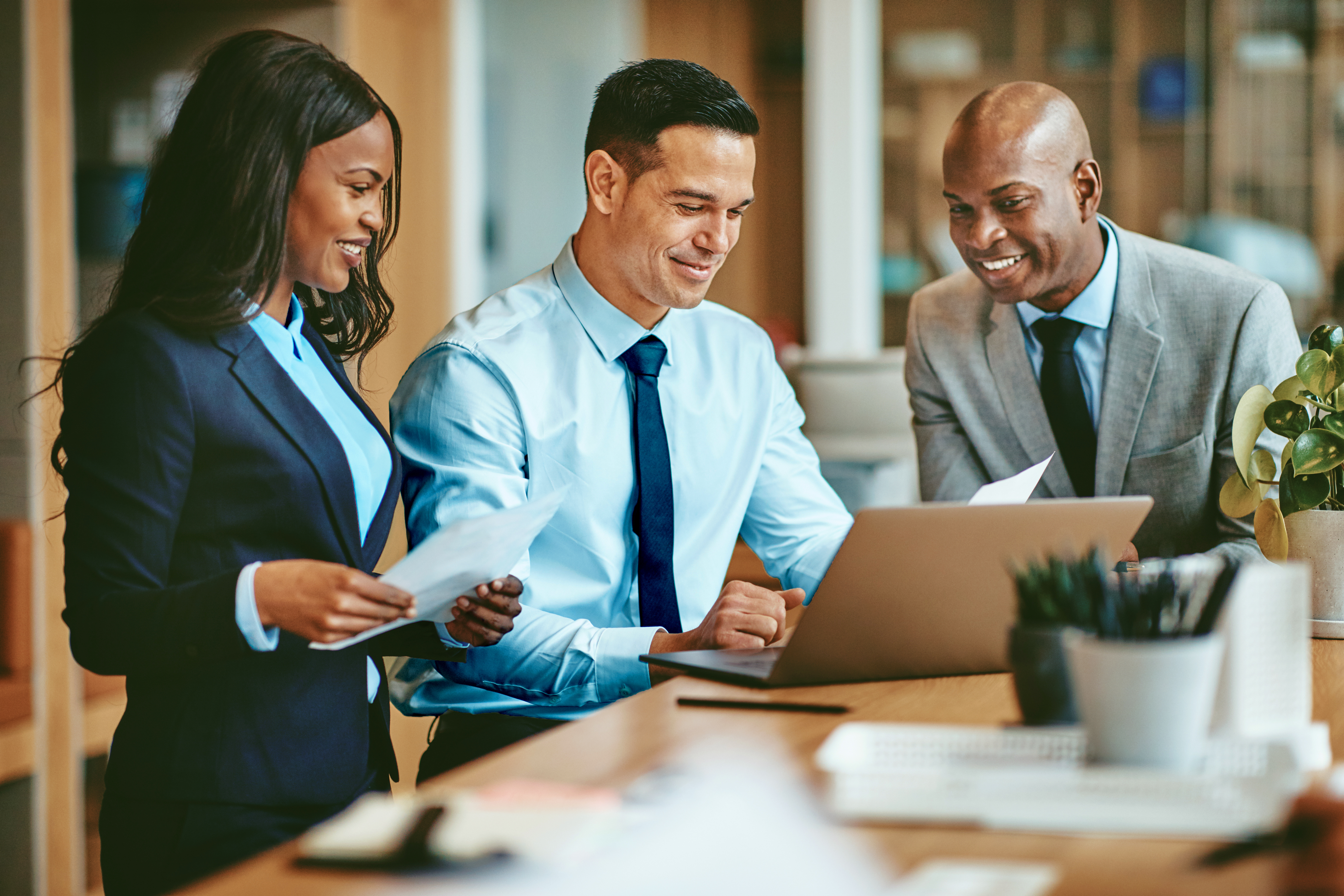 B2 C New Growth Strategies for Insurance Advisors Hero