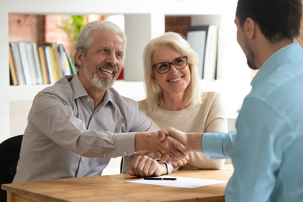 Mastering the Art of Acquisition, Retention, and Cross-sell: A Marketing Guide for Financial Advisors